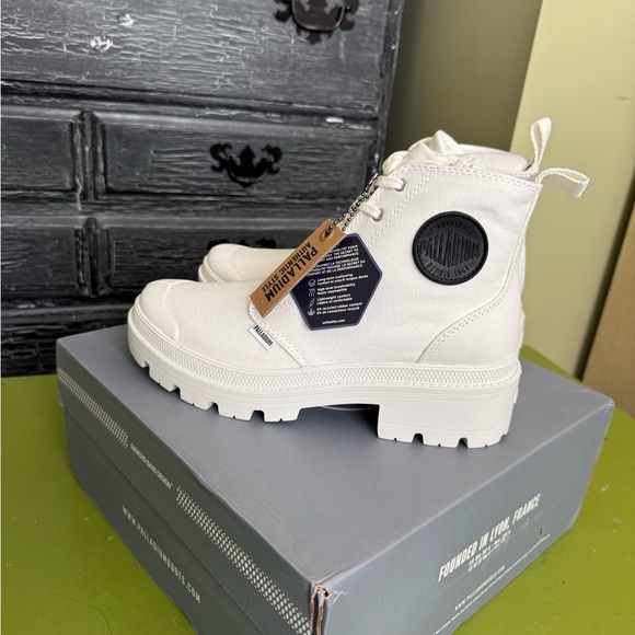 Palladium Pallabase Twill -Star White - Women’s Size 7 W - Picture 6 of 9